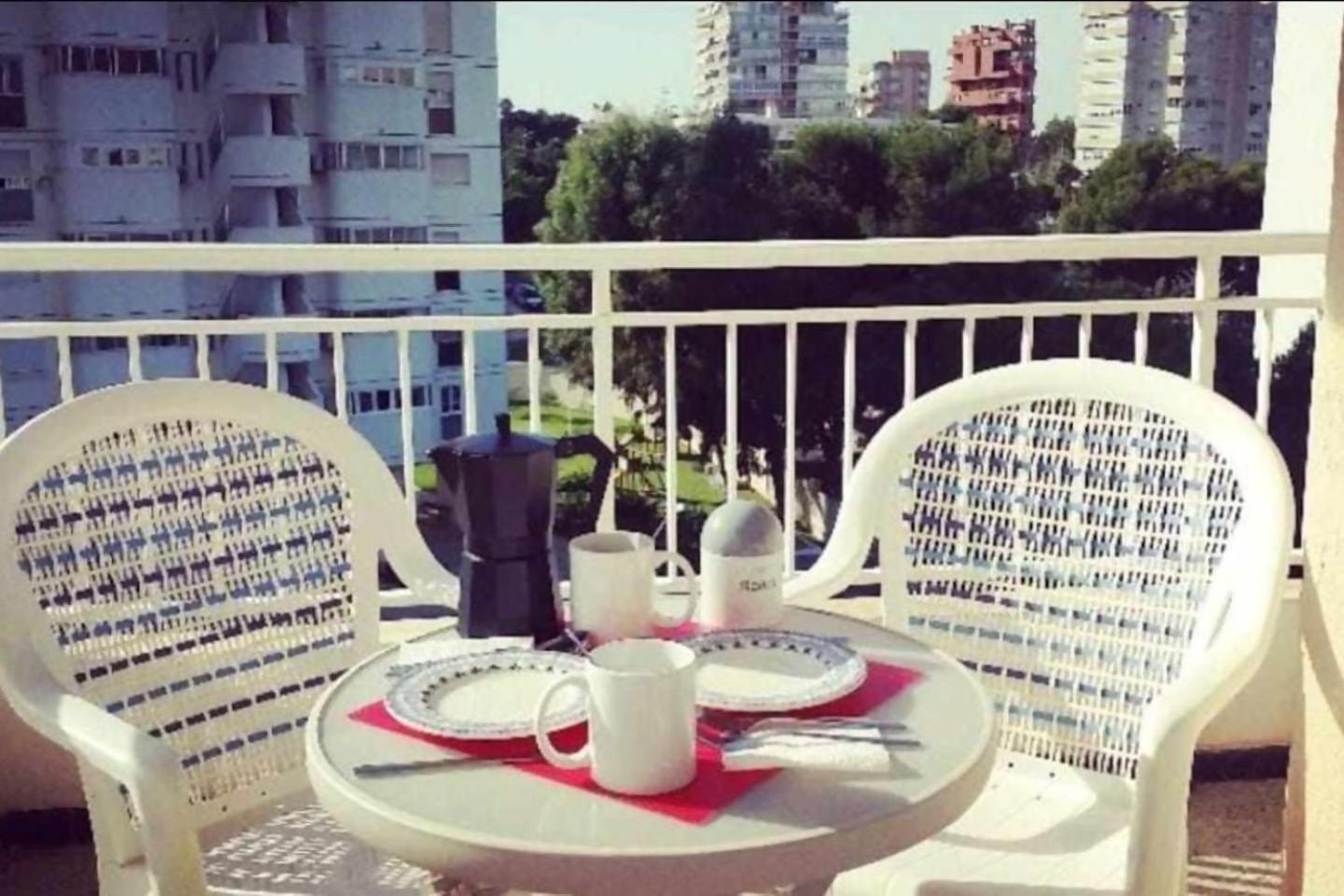 Apartamento Tequila Parking Piscina Y Playa Alicante Eksteriør bilde